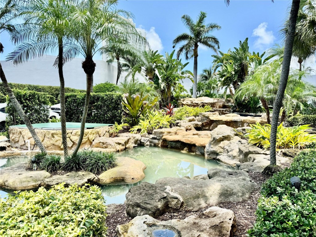 19707 Turnberry Way 7D