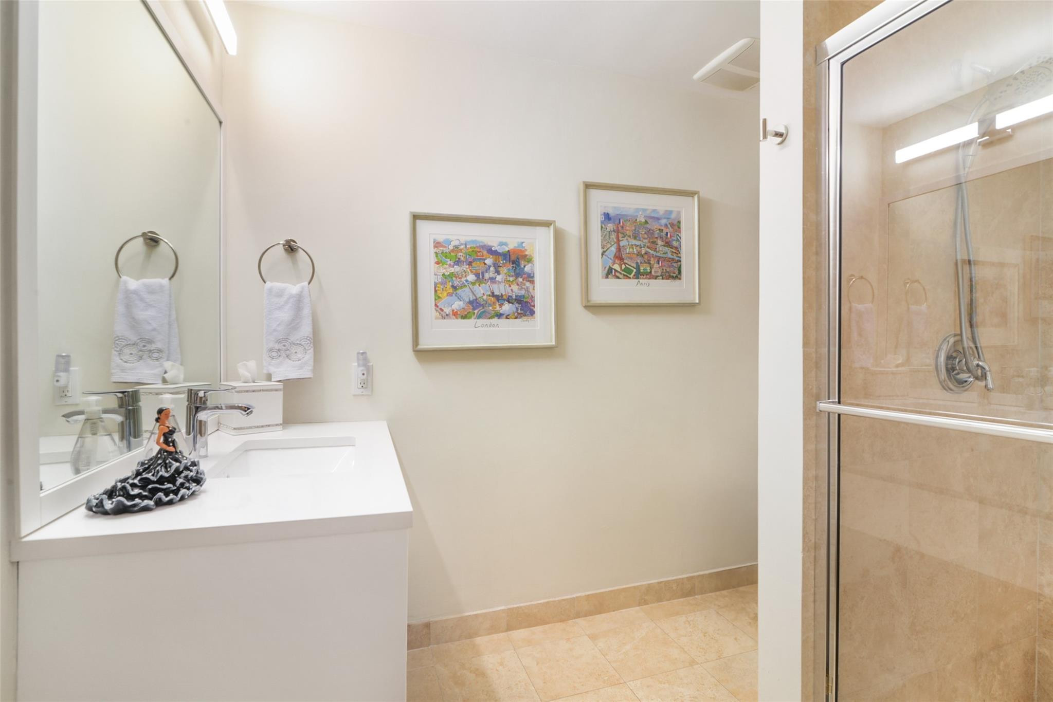 100 S Birch Road 802