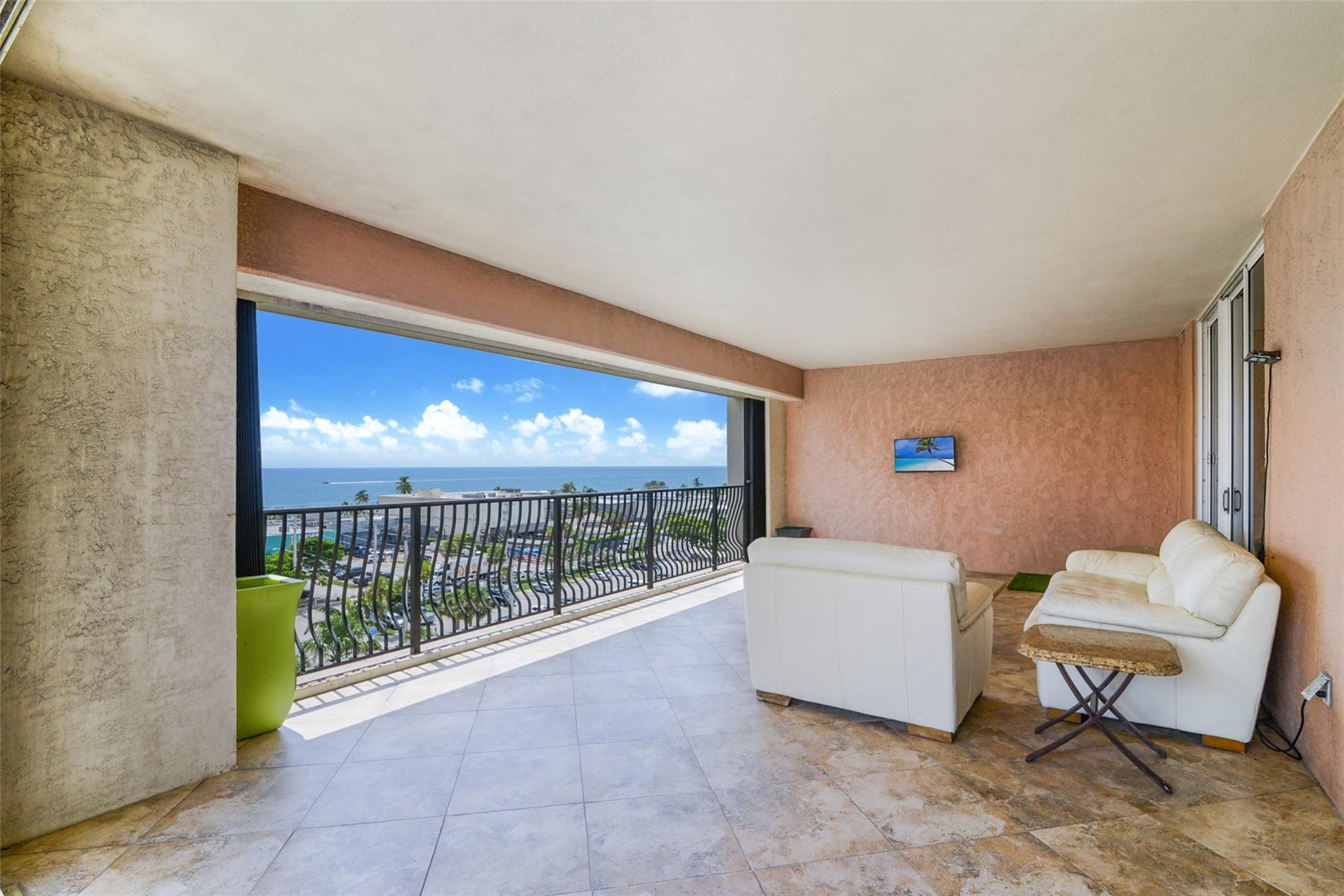 100 S Birch Road 802