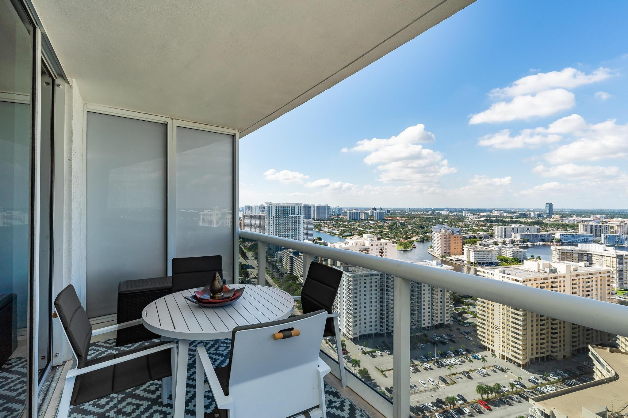 1800 S Ocean Dr 3109