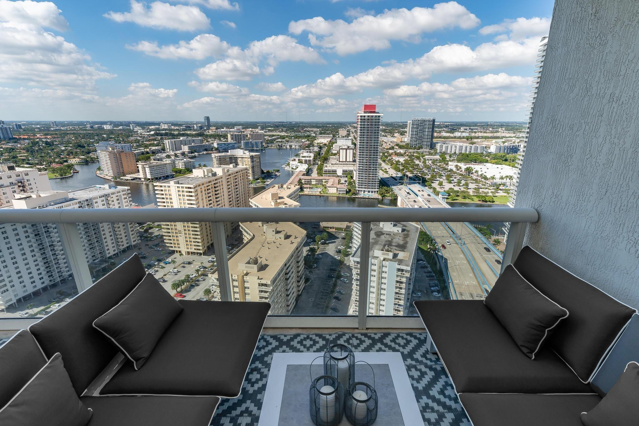 1800 S Ocean Dr 3109