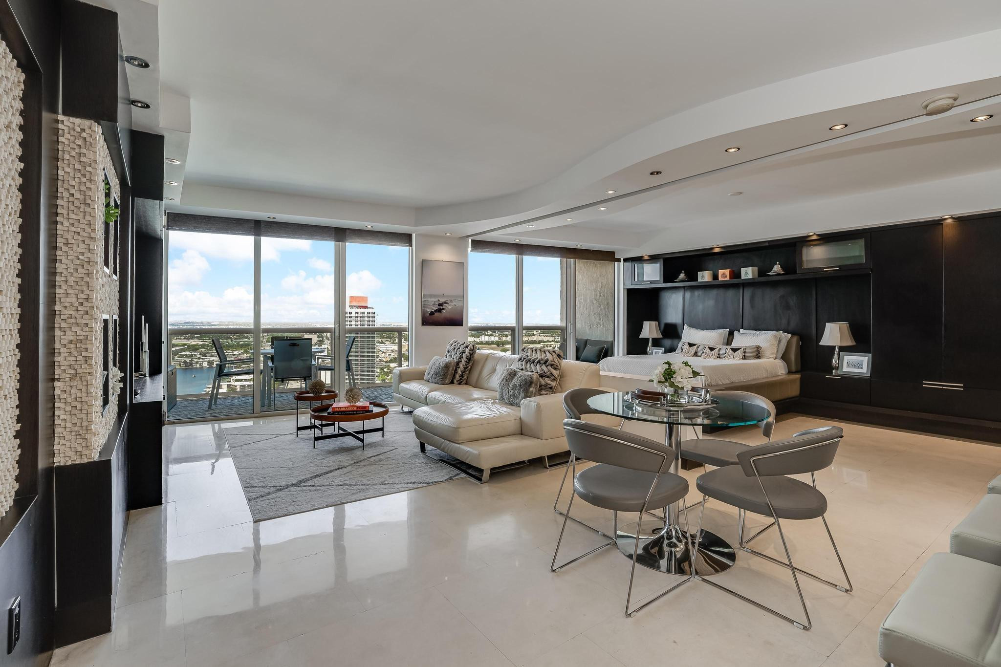 1800 S Ocean Dr 3109