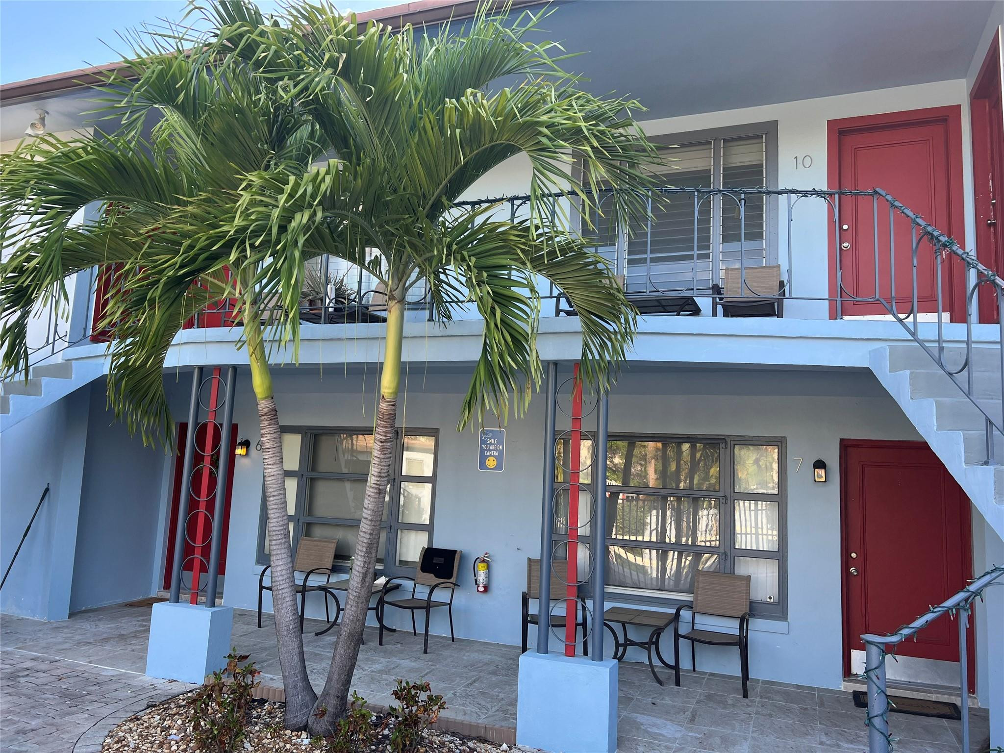 408 NE 7th Avenue 10