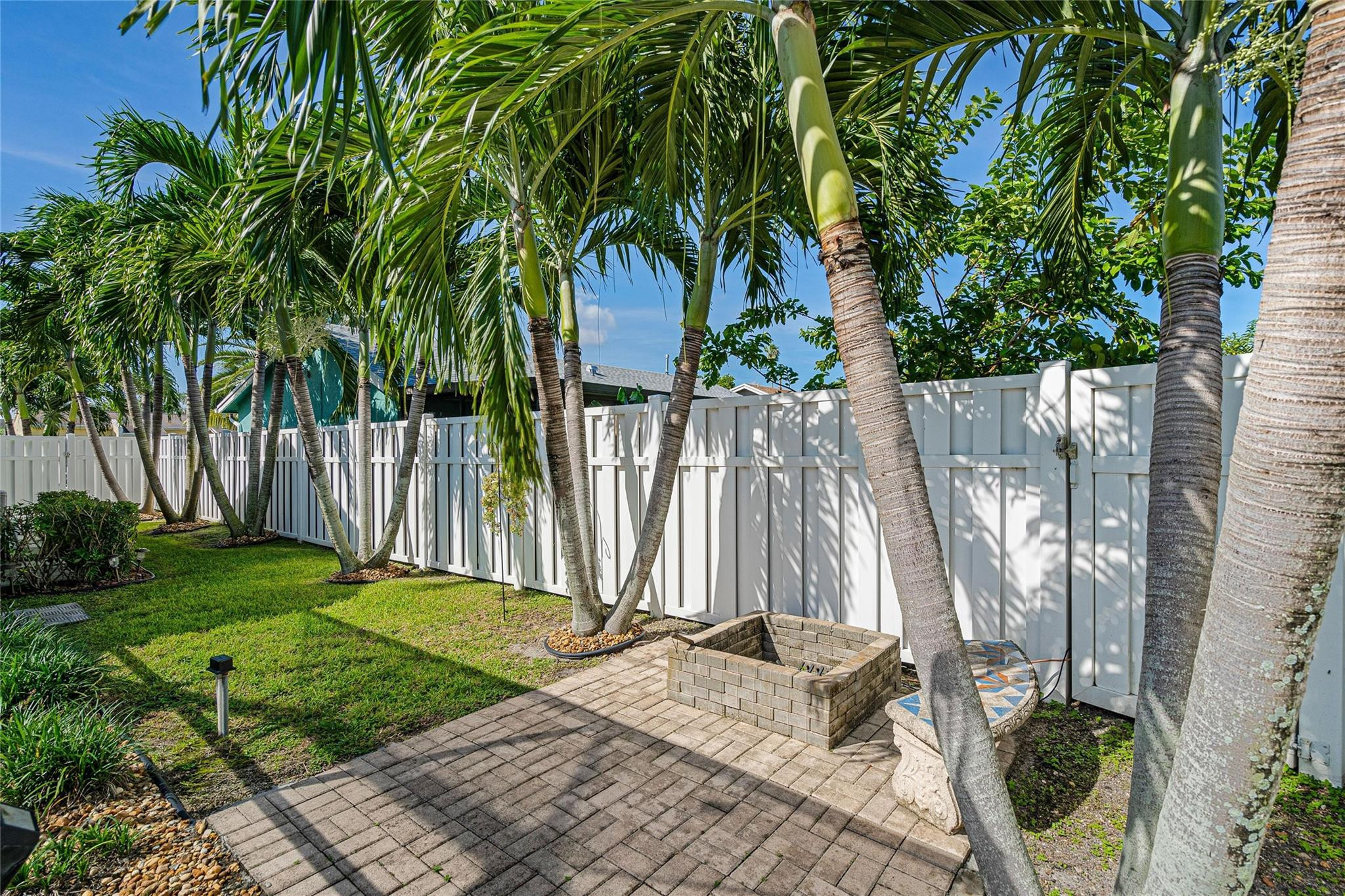 11651 NW 39th Place, Sunrise