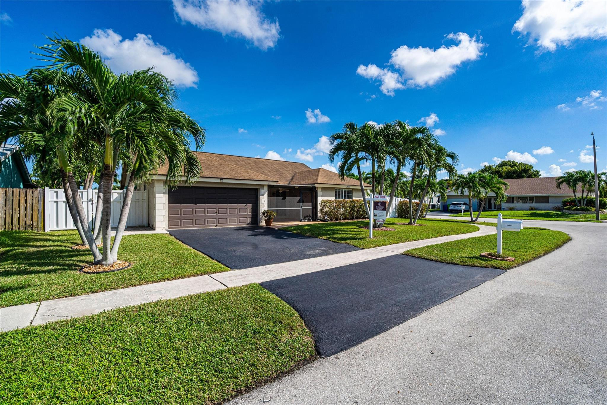 11651 NW 39th Place, Sunrise