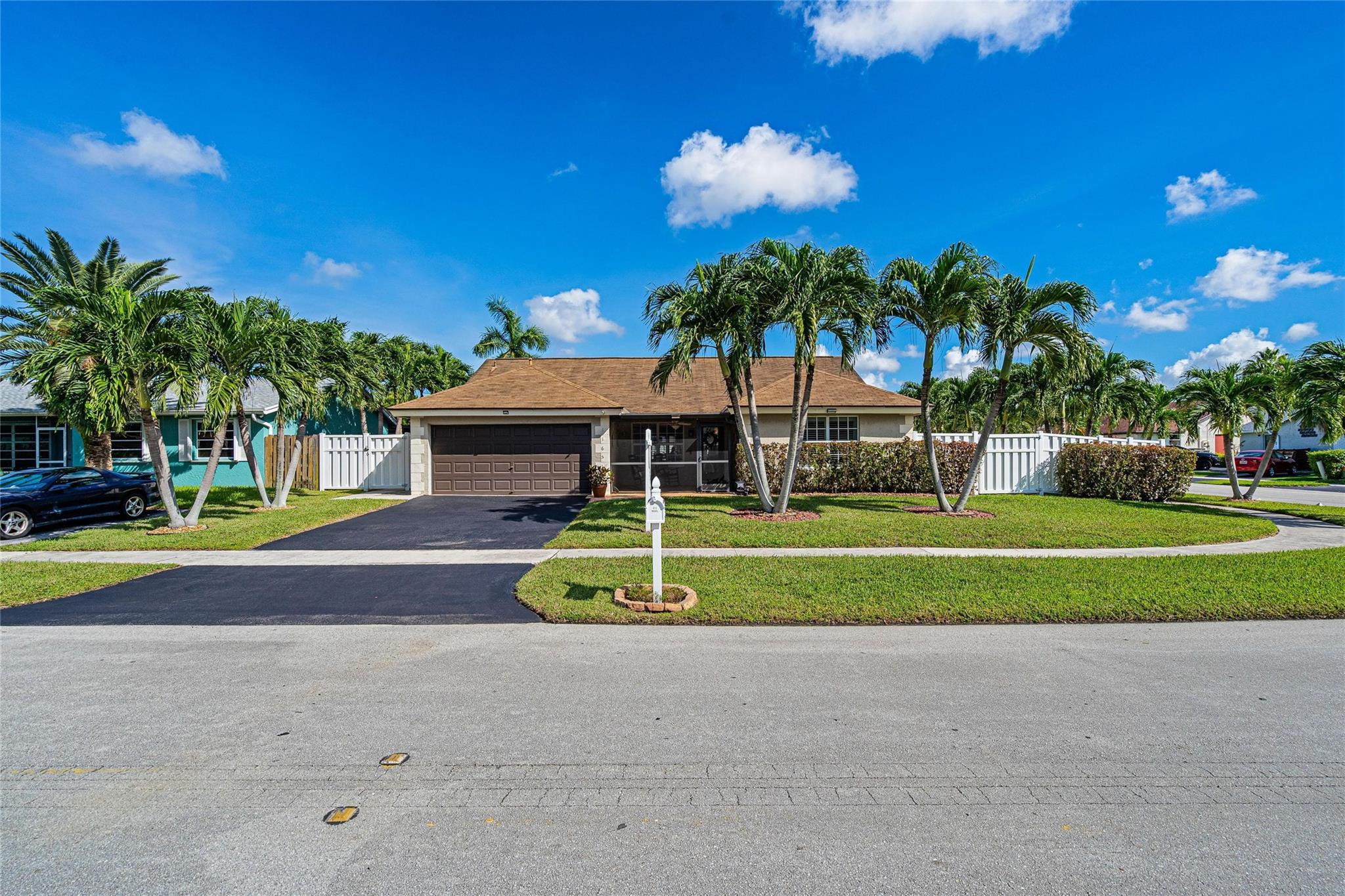 11651 NW 39th Place, Sunrise