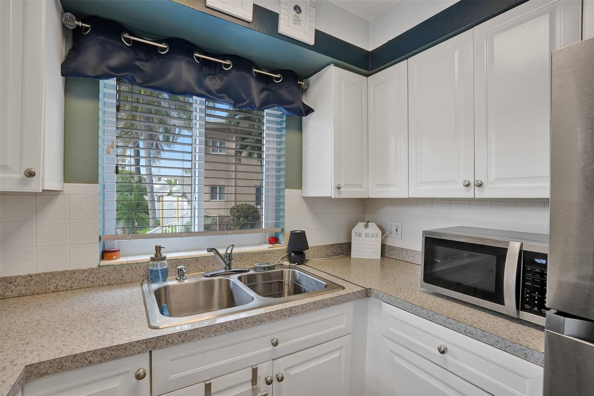 1410 S Ocean Blvd 1F