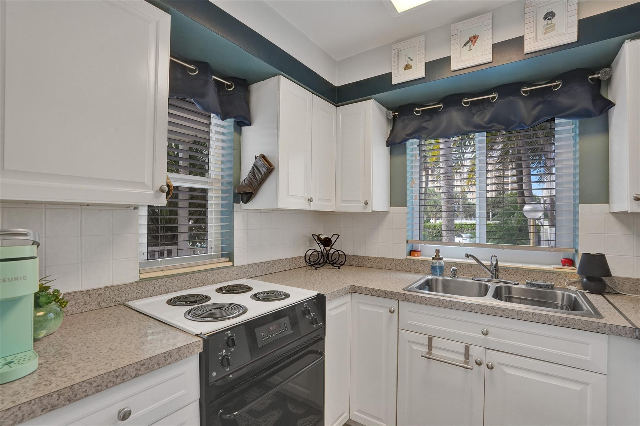 1410 S Ocean Blvd 1F