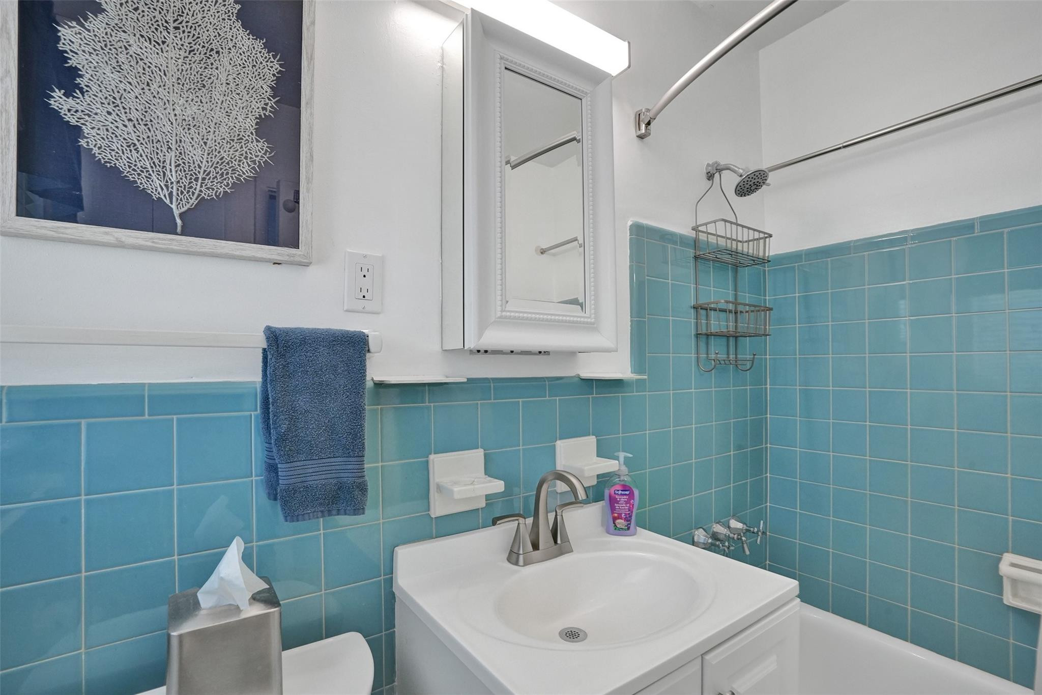 1410 S Ocean Blvd 1F