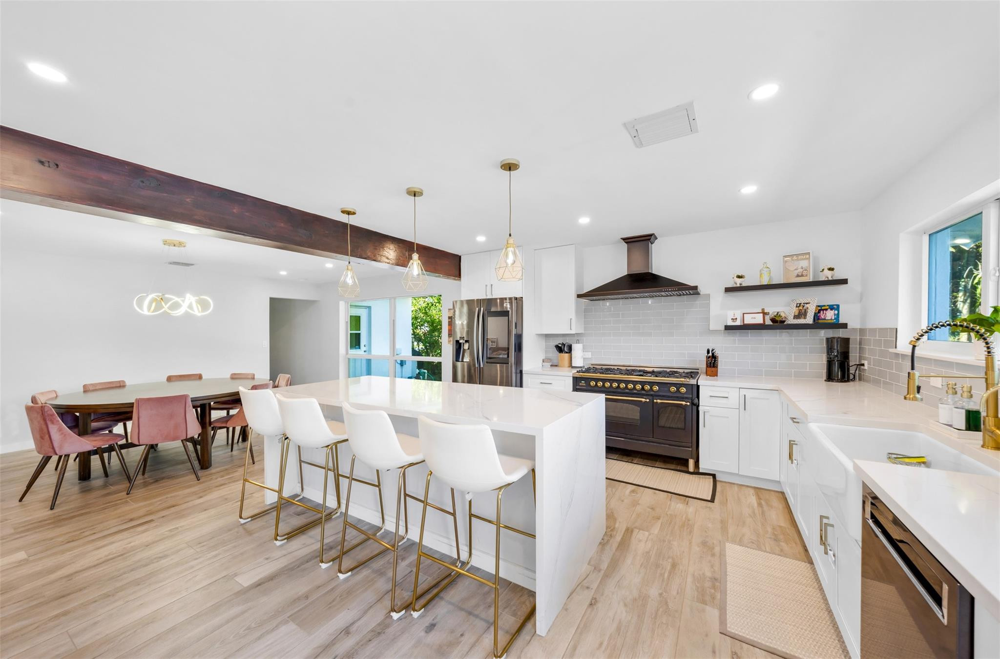 717 NW 30th Street, Wilton Manors