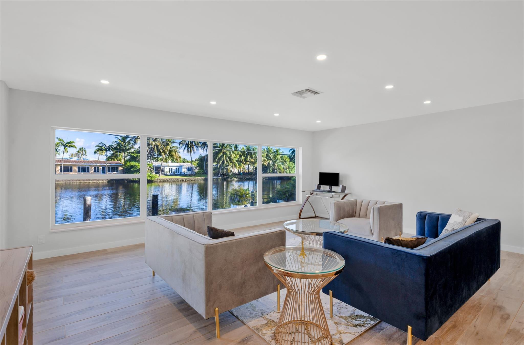 717 NW 30th Street, Wilton Manors