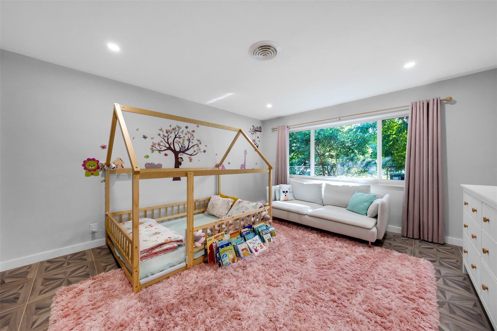 717 NW 30th Street, Wilton Manors