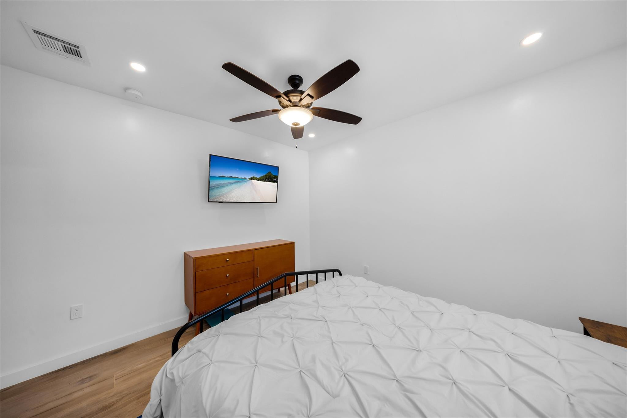 717 NW 30th Street, Wilton Manors