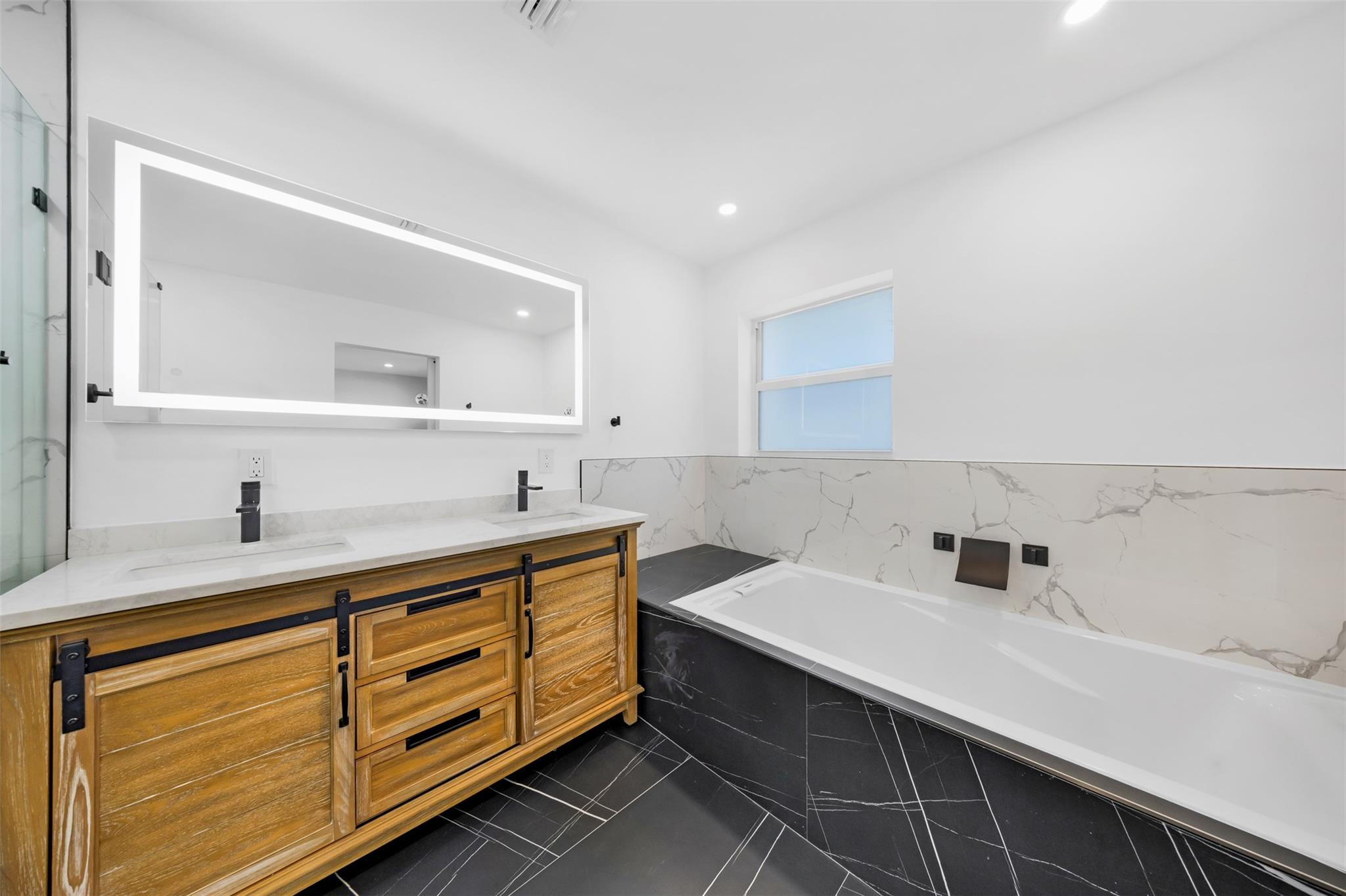 717 NW 30th Street, Wilton Manors