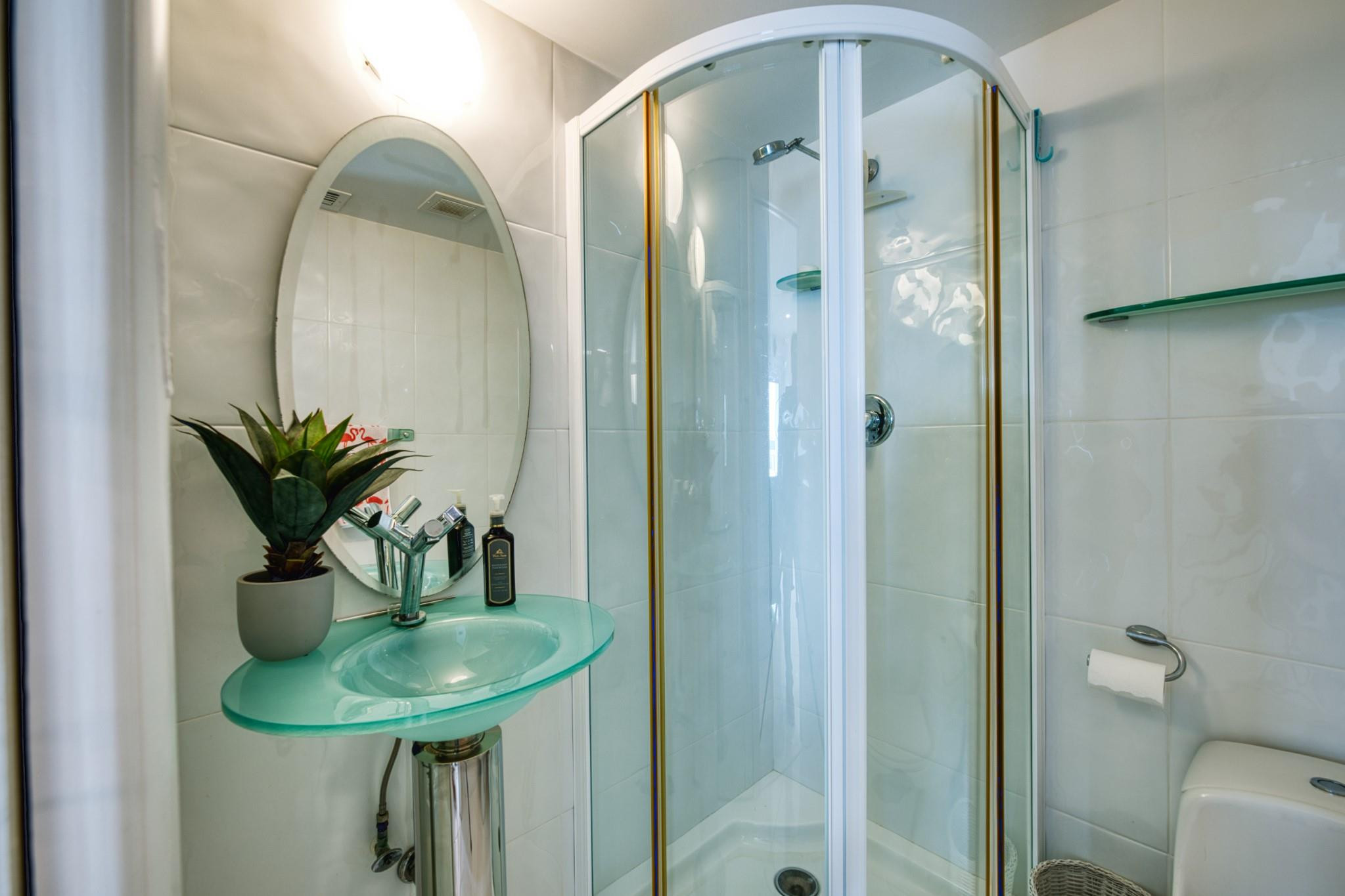 2731 NE 14th Street Cswy 517