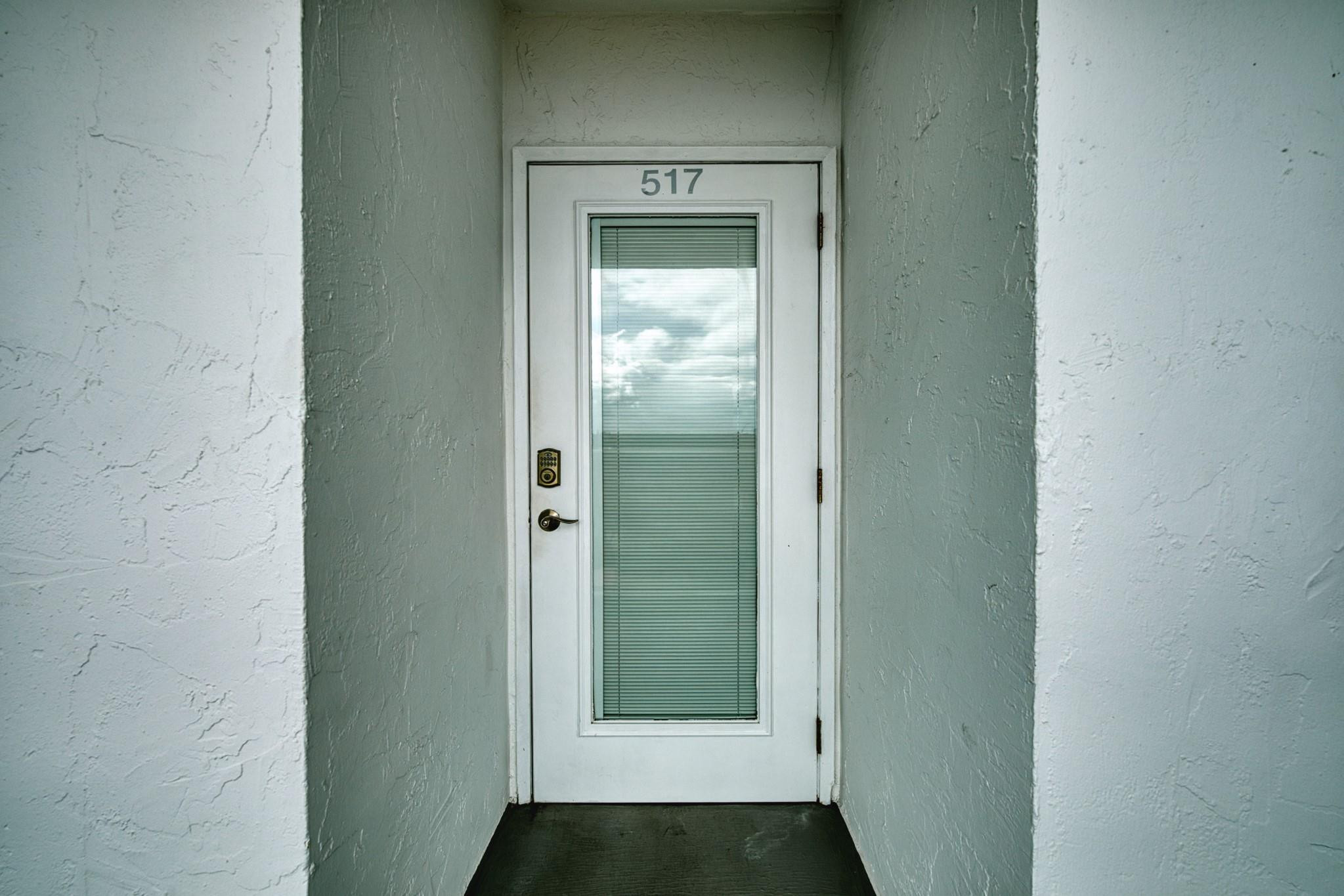 2731 NE 14th Street Cswy 517