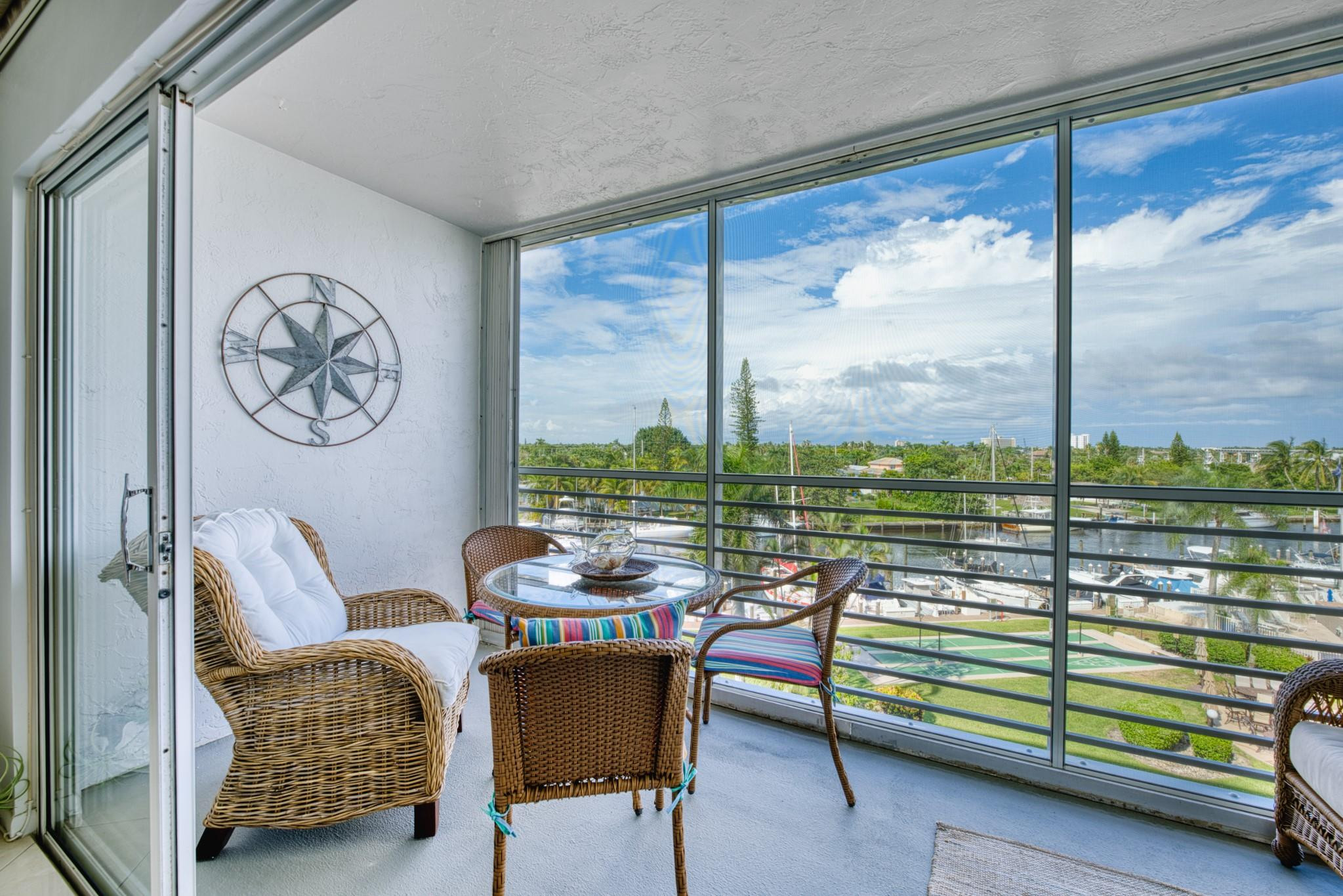 2731 NE 14th Street Cswy 517