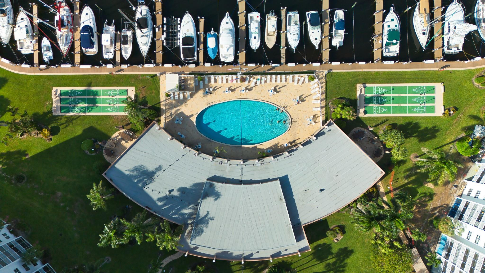 2731 NE 14th Street Cswy 517