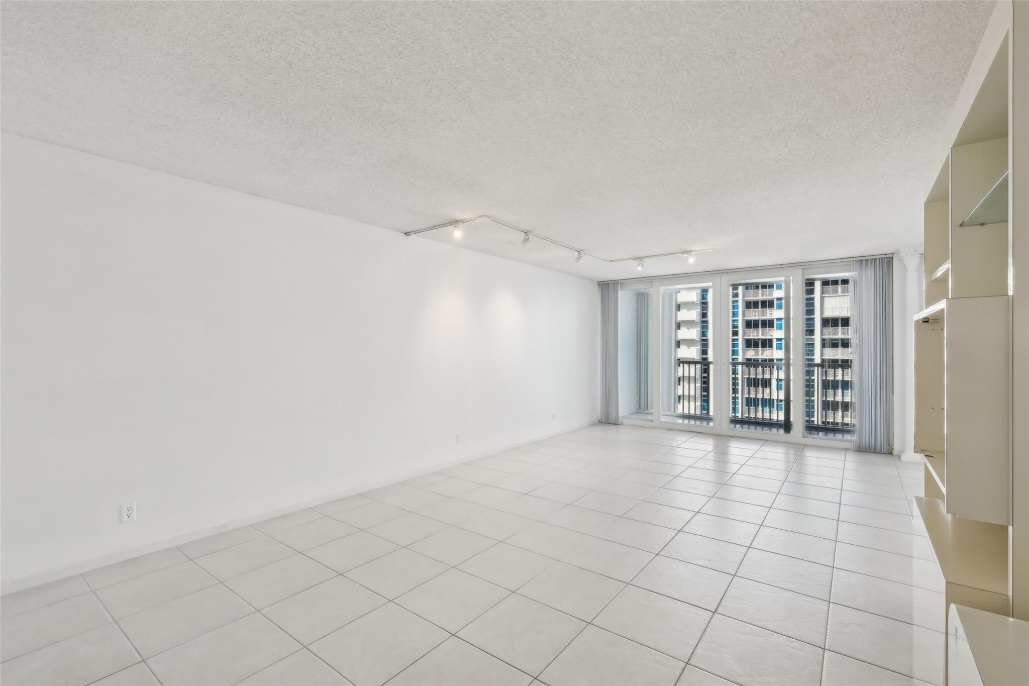 1370 S Ocean Blvd 2507