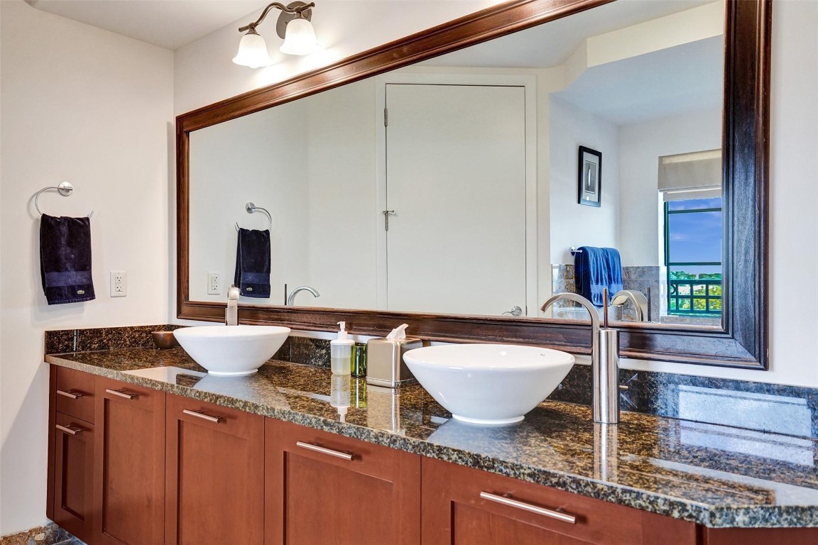 2501 N Ocean Blvd 550