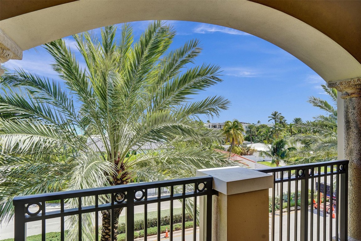 2501 N Ocean Blvd 550