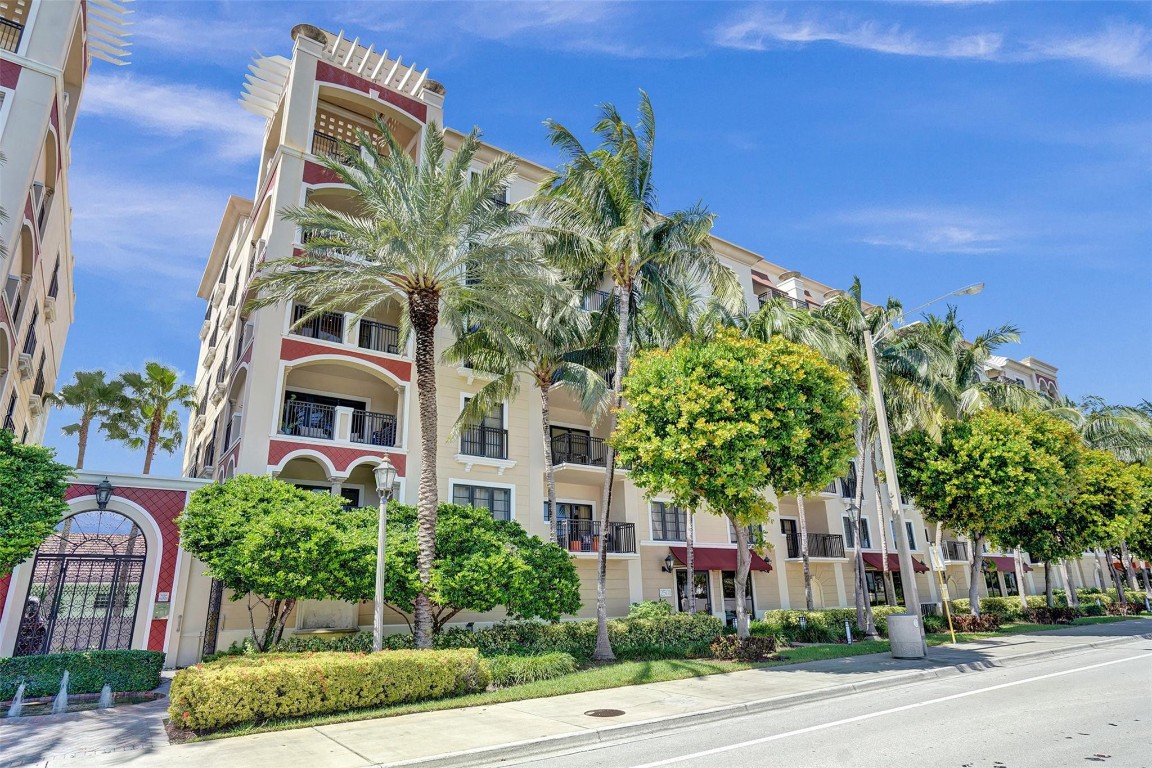 2501 N Ocean Blvd 550