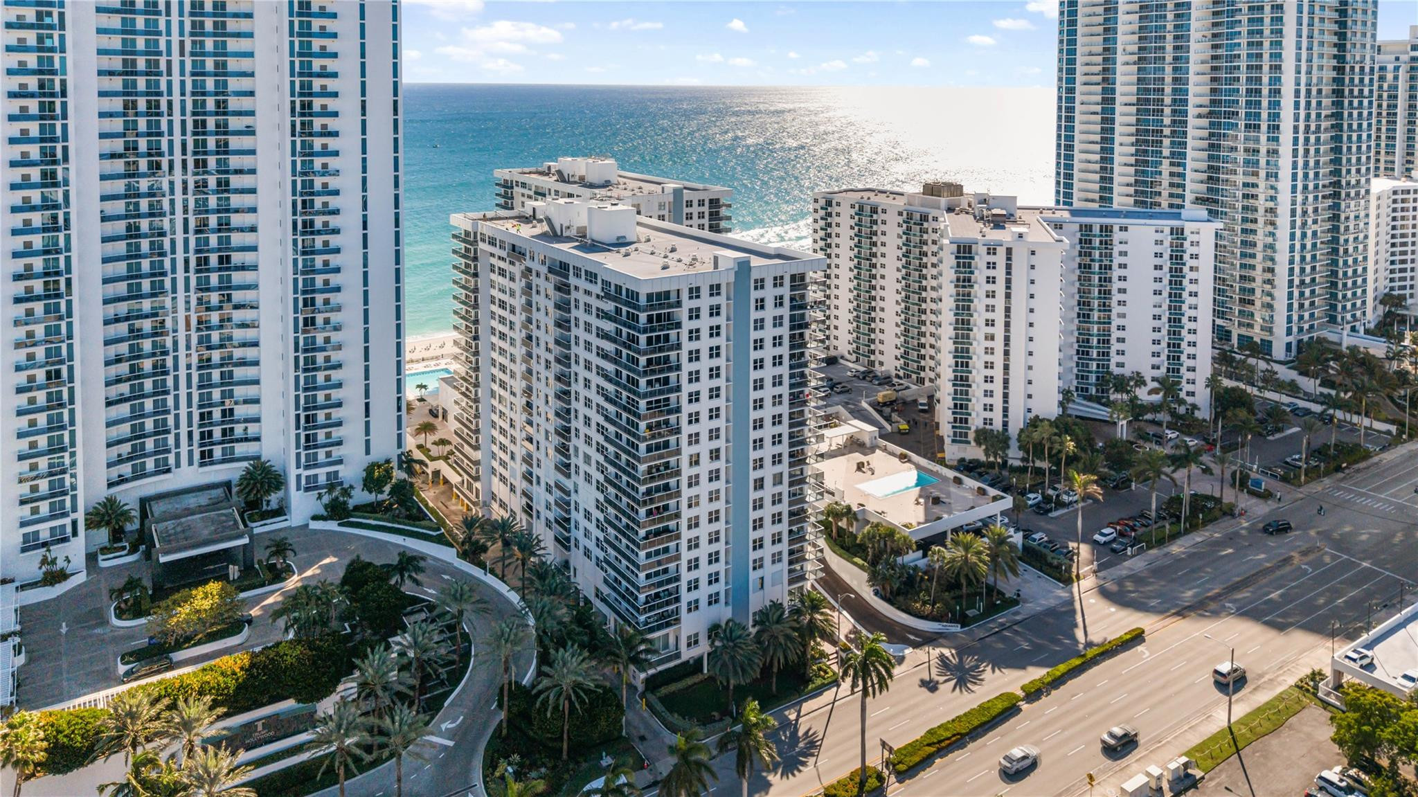 2751 S Ocean Dr 703N