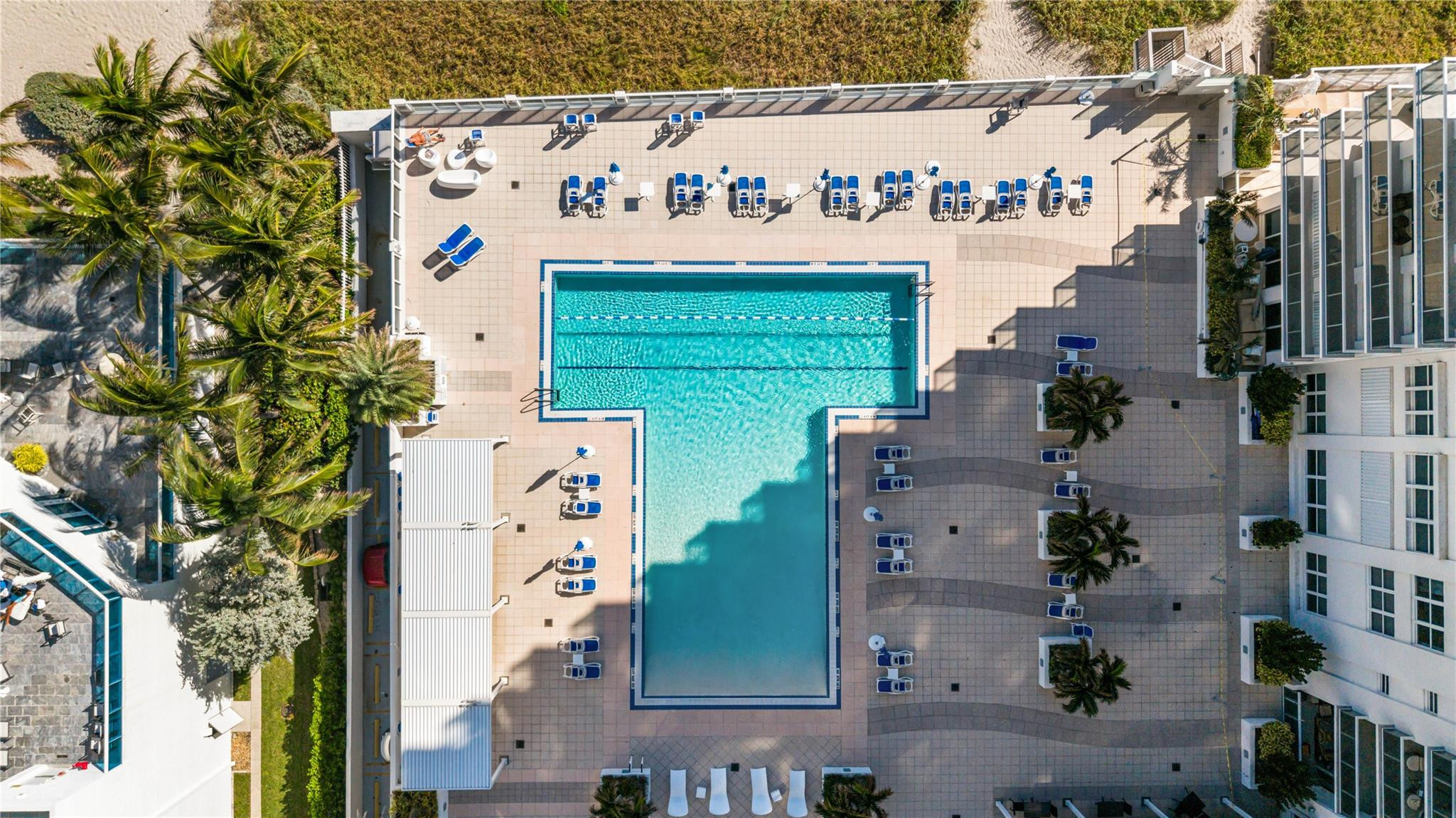 2751 S Ocean Dr 703N