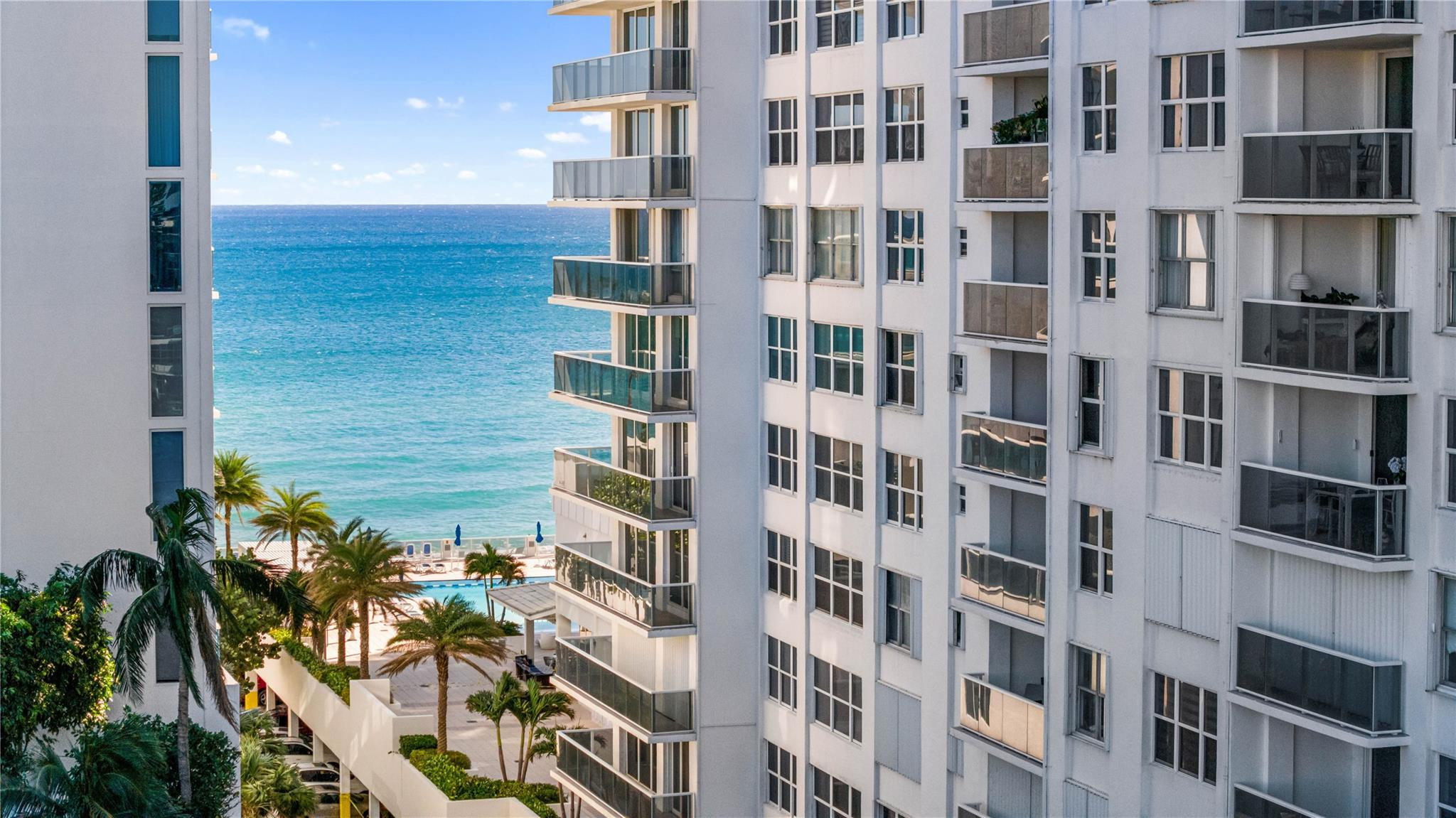 2751 S Ocean Dr 703N