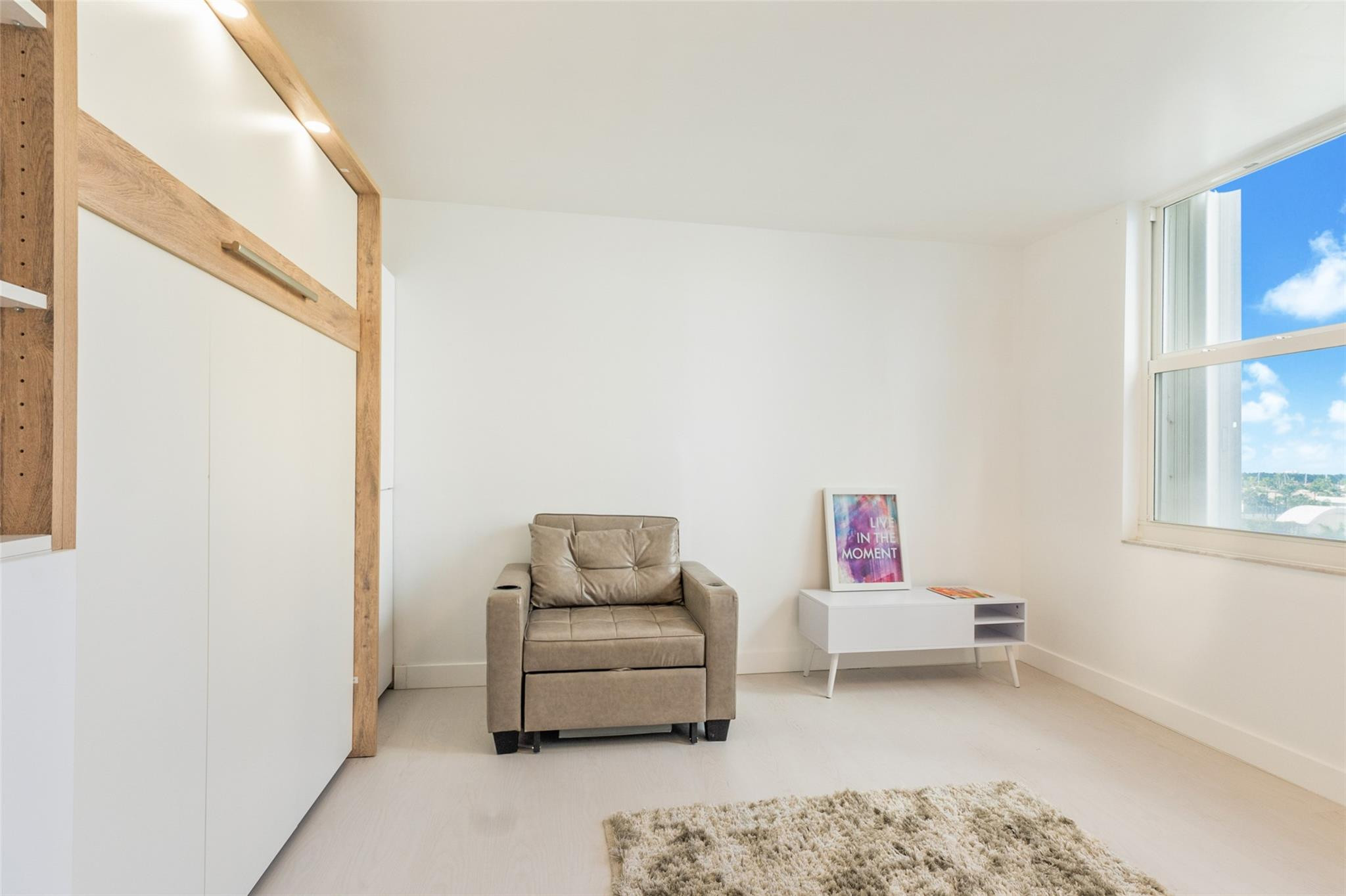 2751 S Ocean Dr 703N