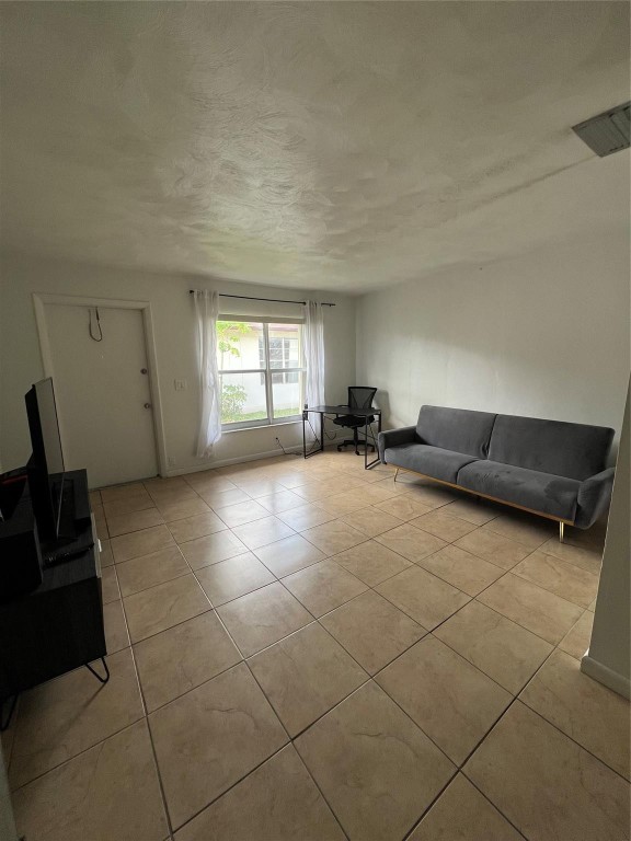 660 NE 46th Court 2, Oakland Park Unit: 2