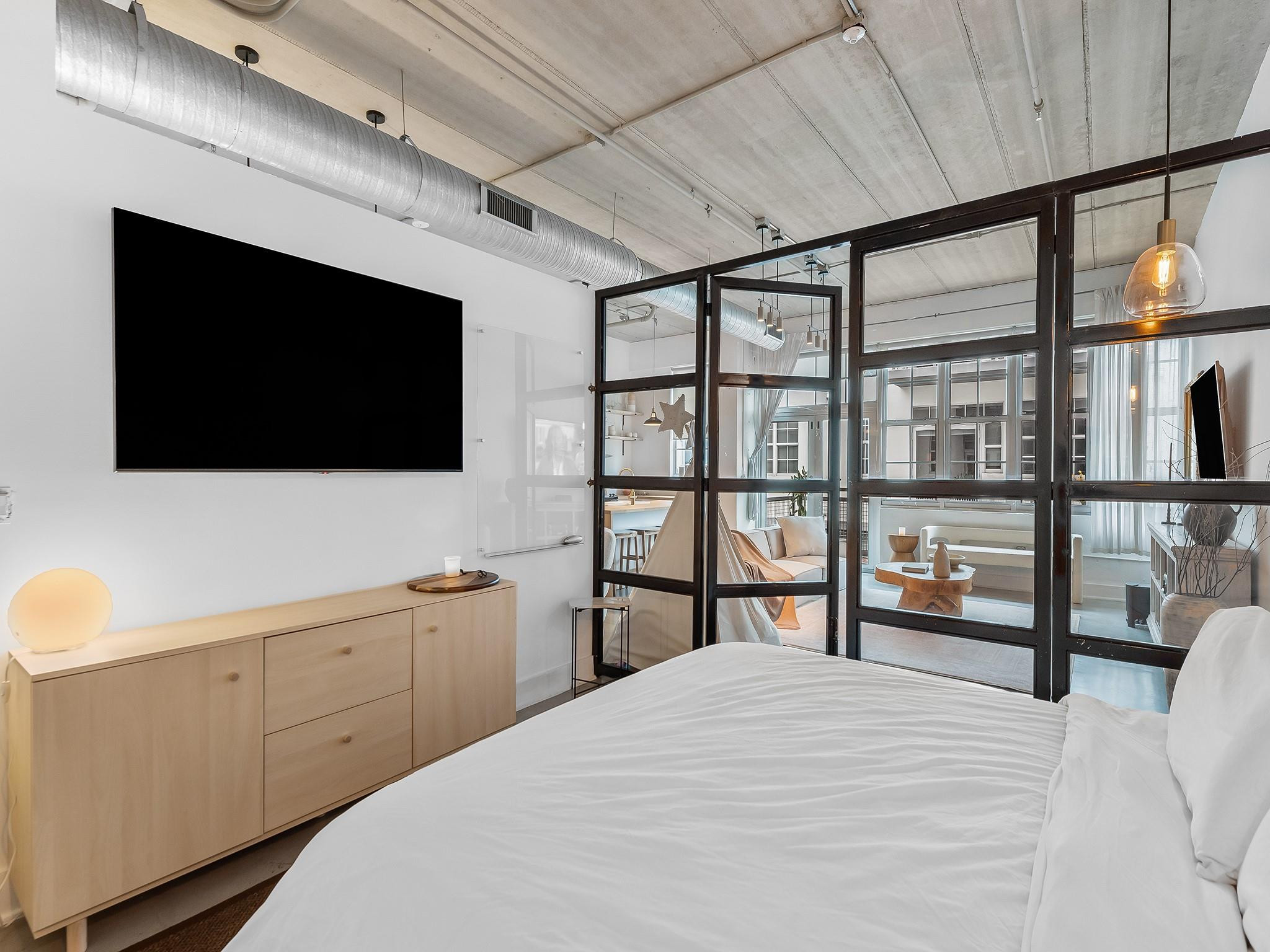 425 N Andrews Ave 304