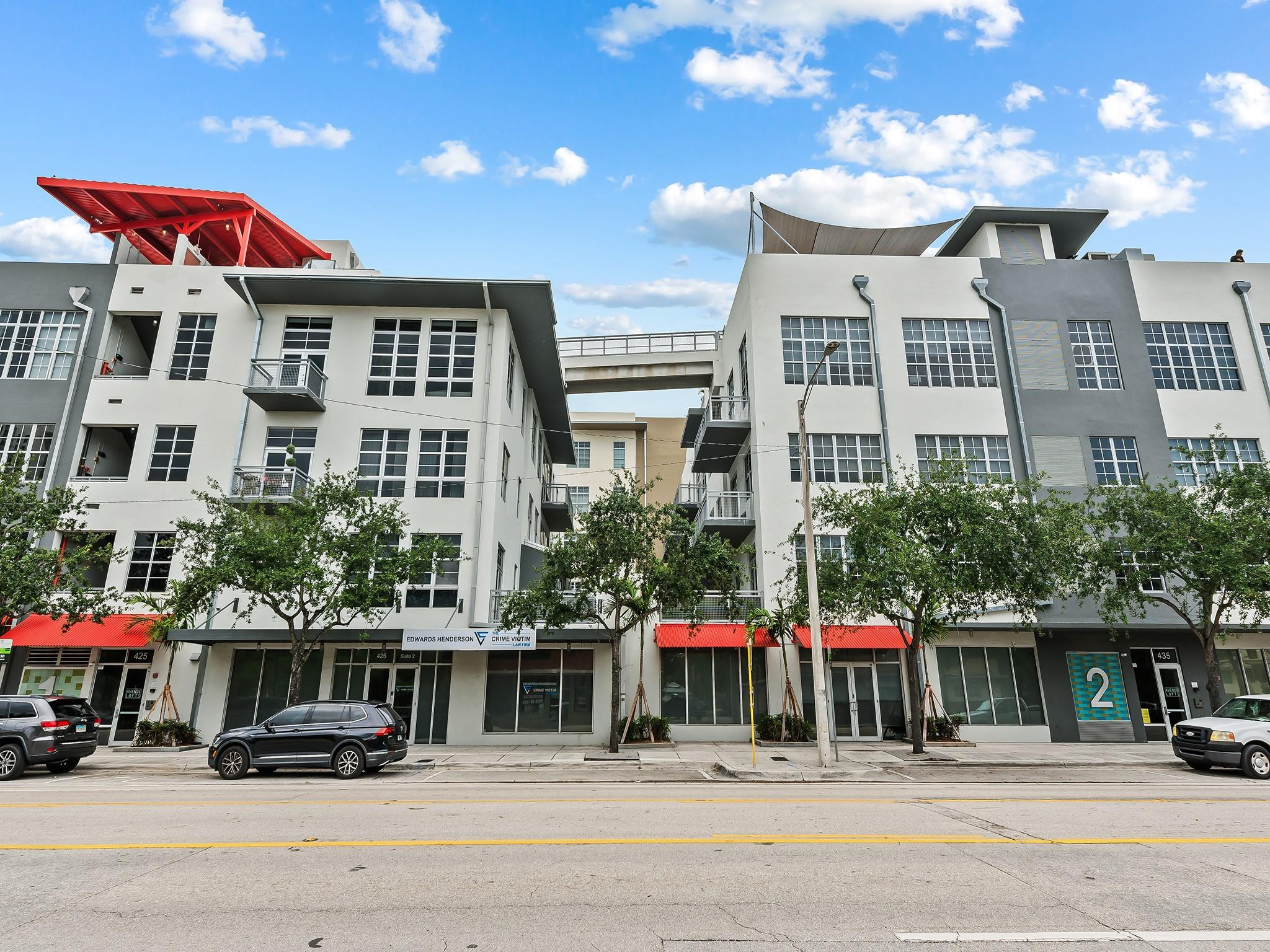 425 N Andrews Ave 304