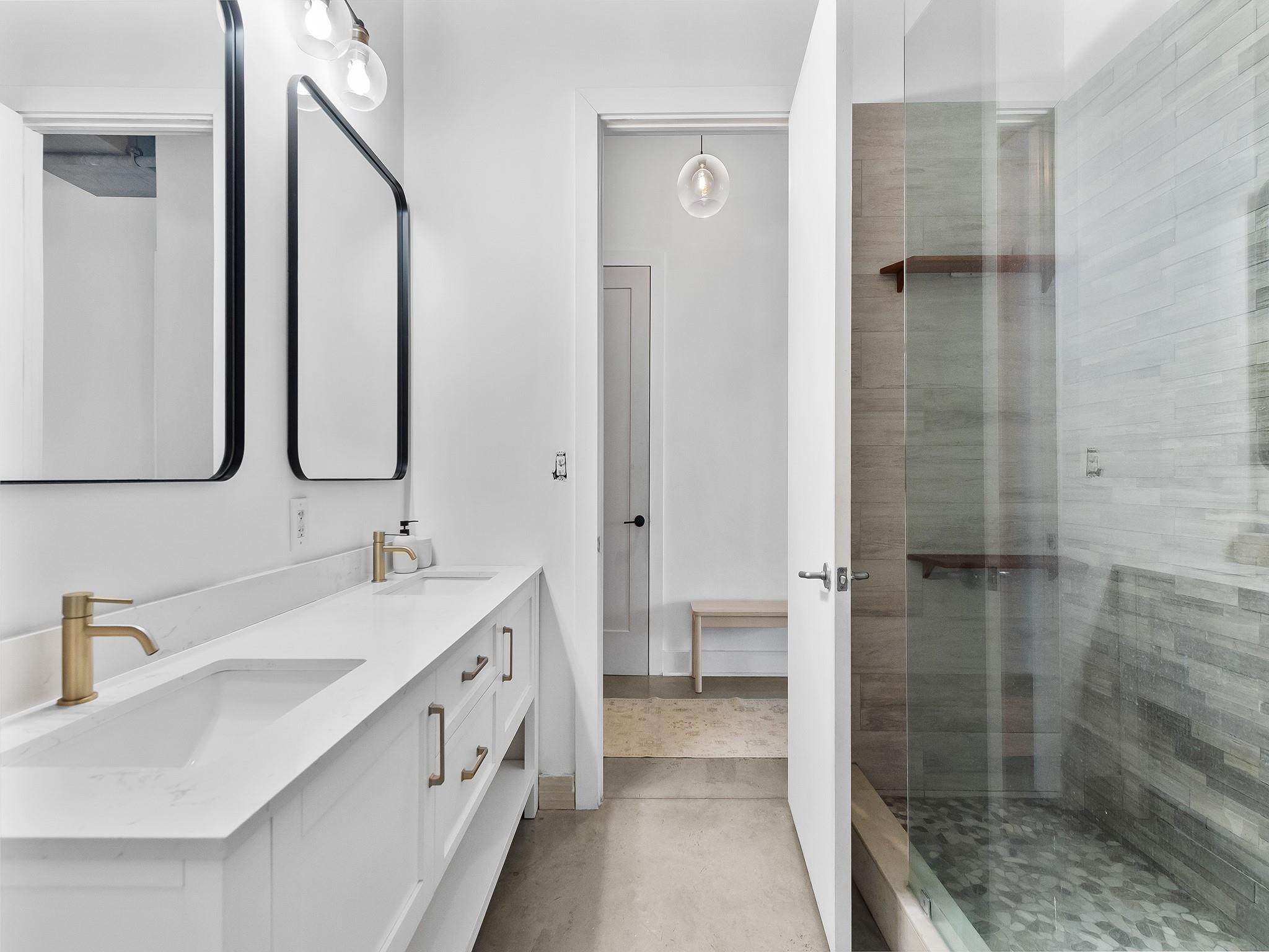 425 N Andrews Ave 304