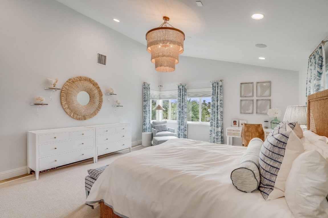 2525 Middle River Dr