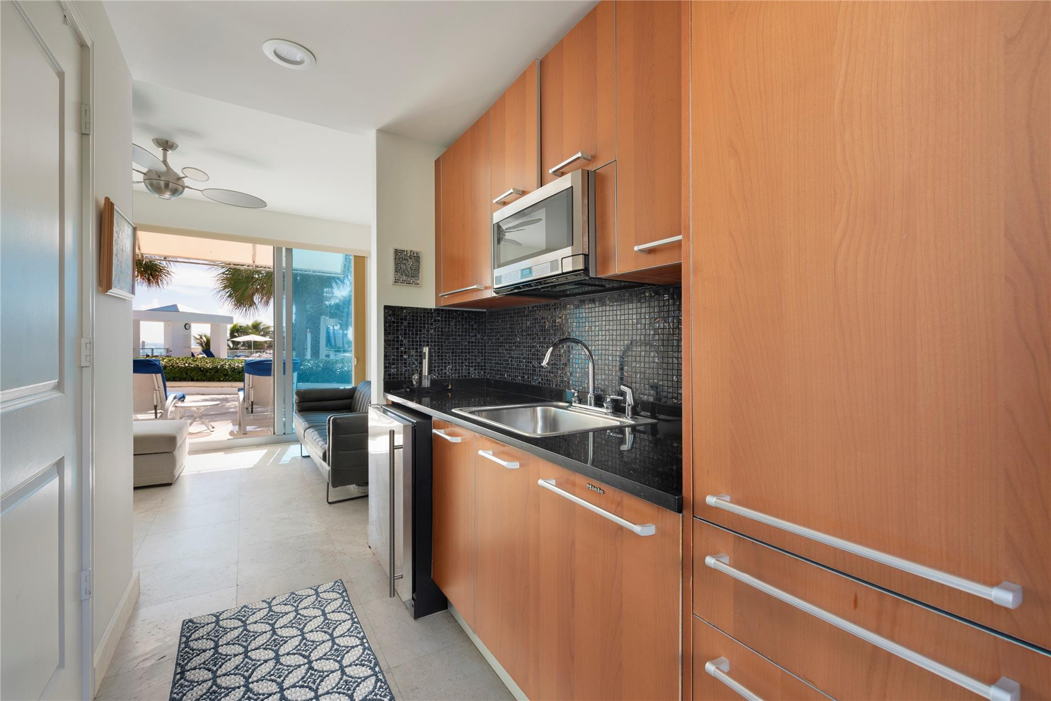 3101 S Ocean Dr 2201