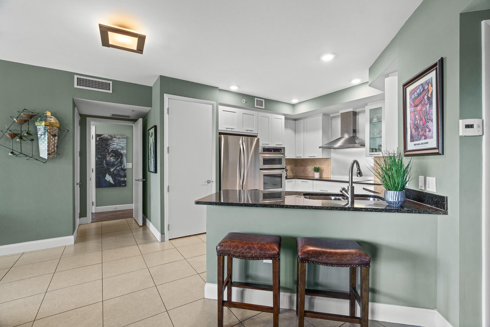 2401 N Ocean Blvd 501