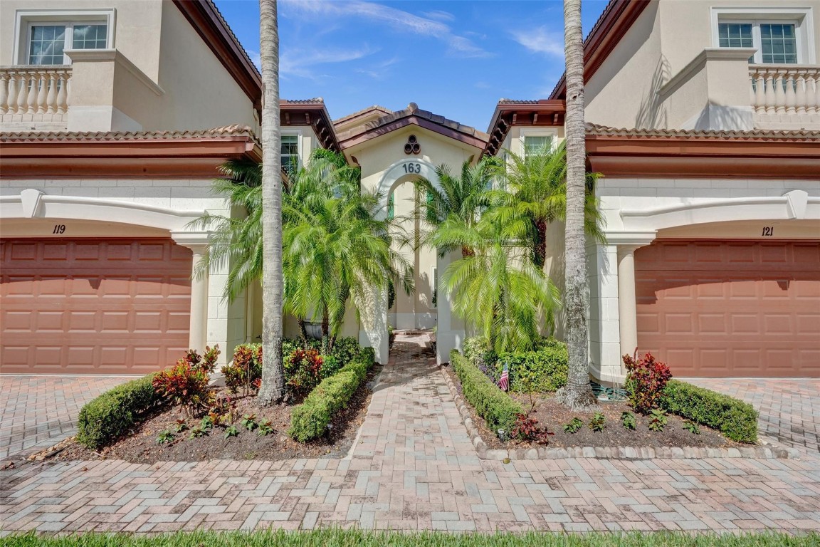 163 Tresana Blvd 119