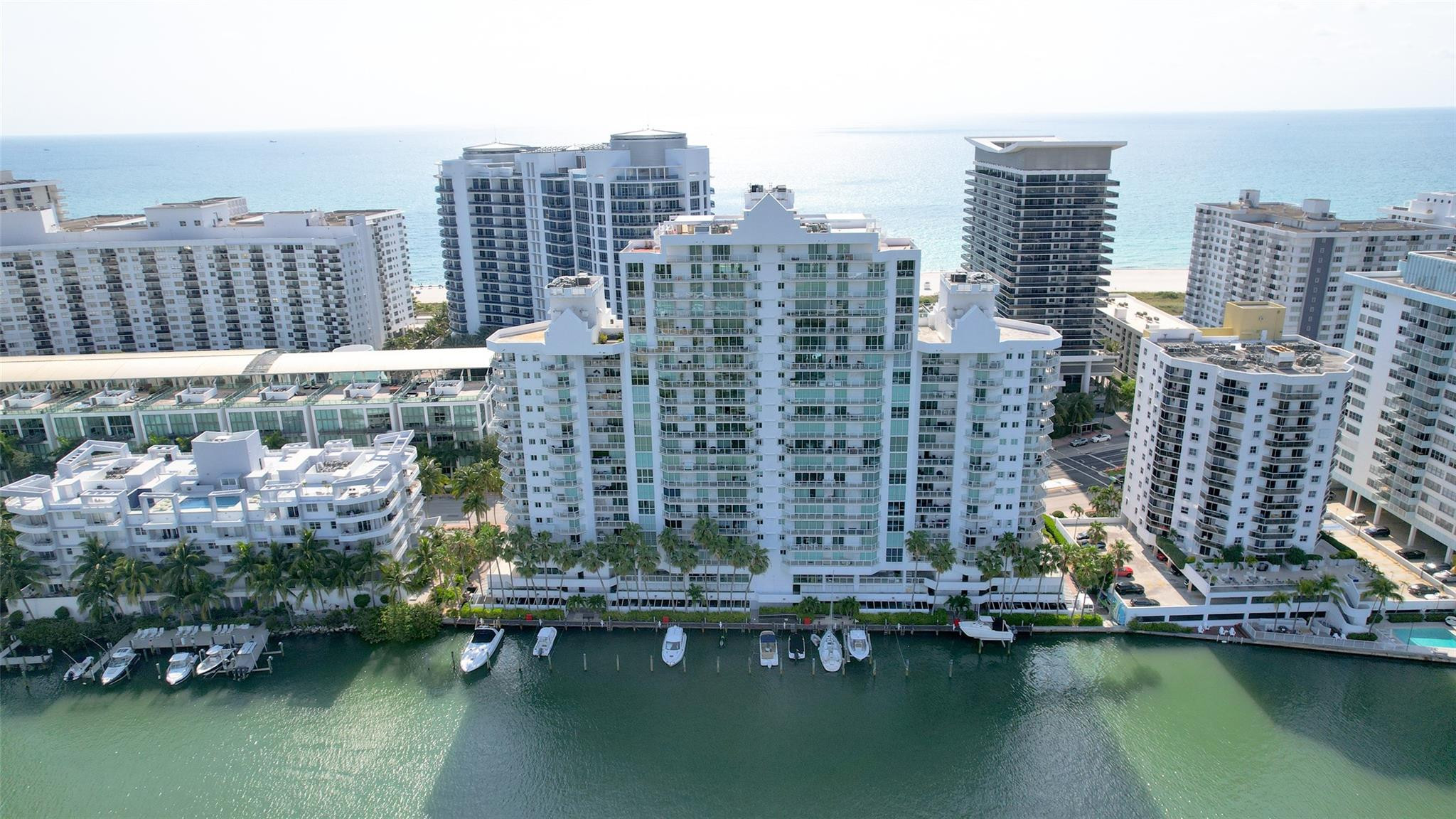 5900 E Collins Ave 406