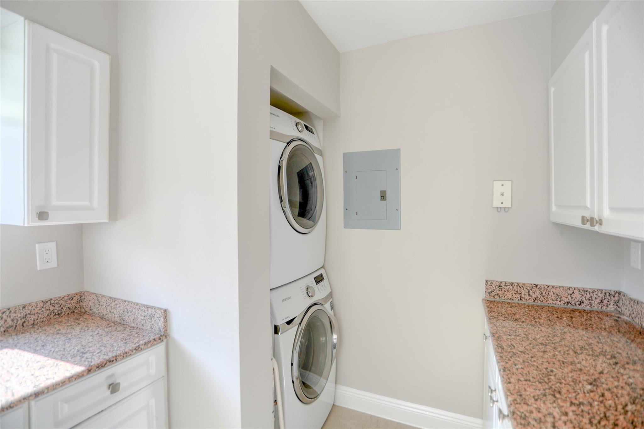 5900 E Collins Ave 406