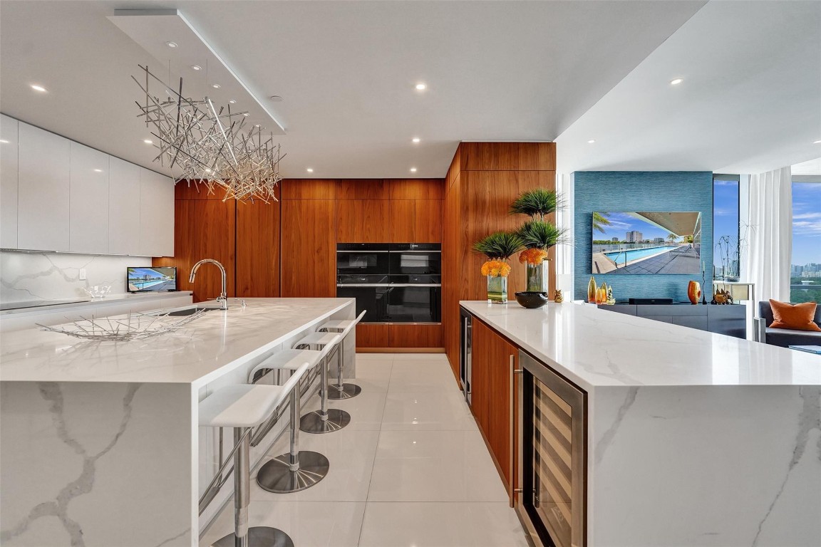 920 Intracoastal Dr 903