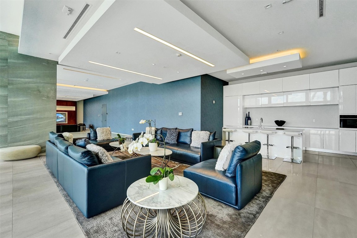 920 Intracoastal Dr 903