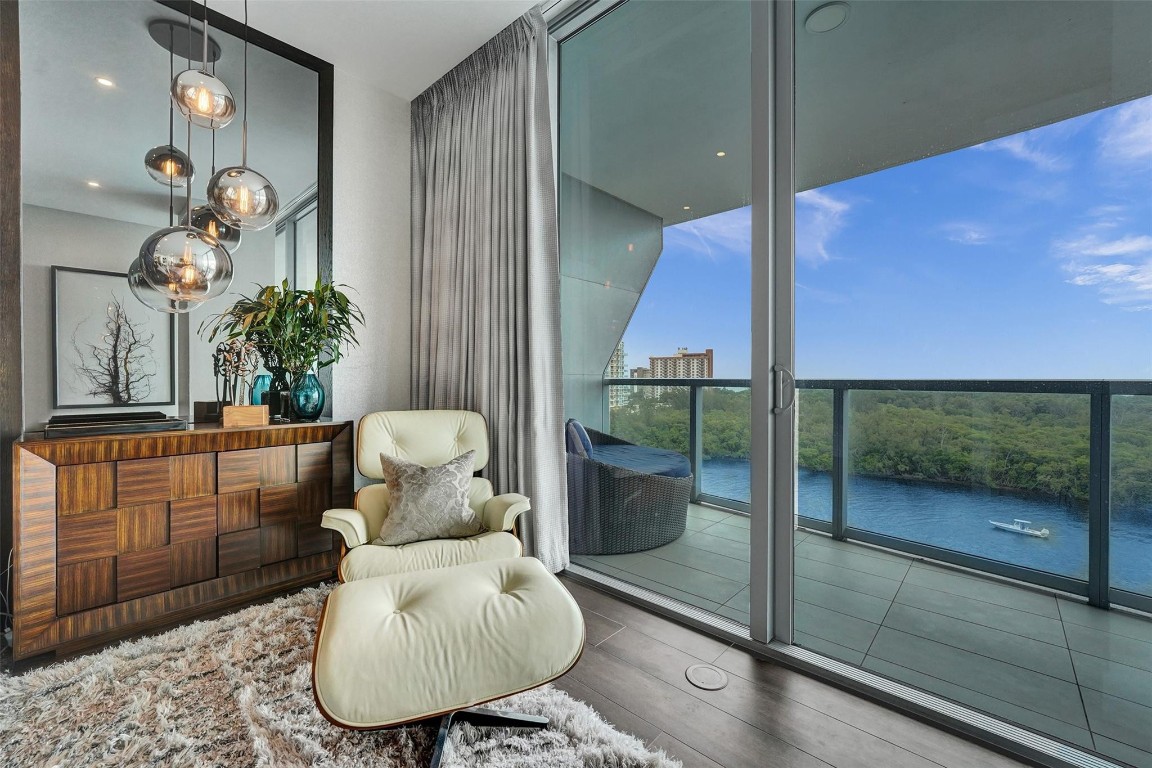 920 Intracoastal Dr 903