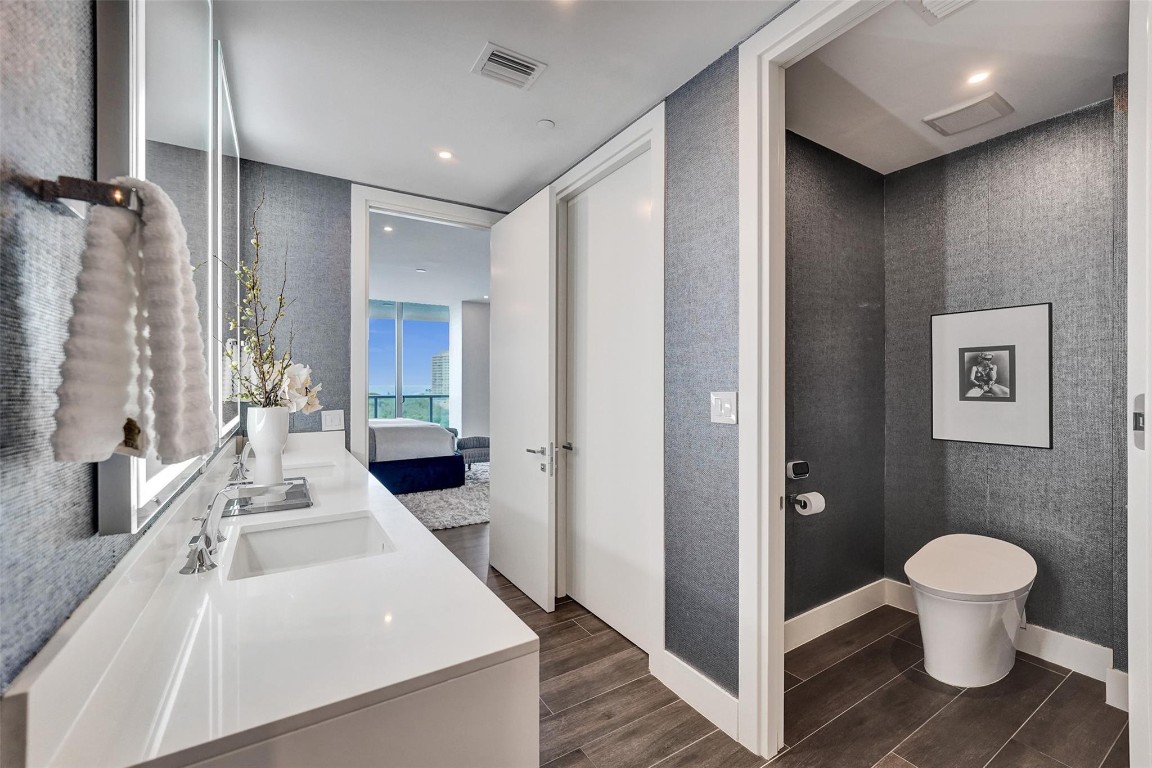 920 Intracoastal Dr 903