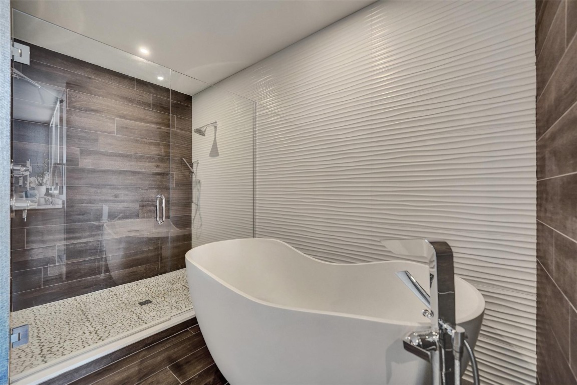 920 Intracoastal Dr 903