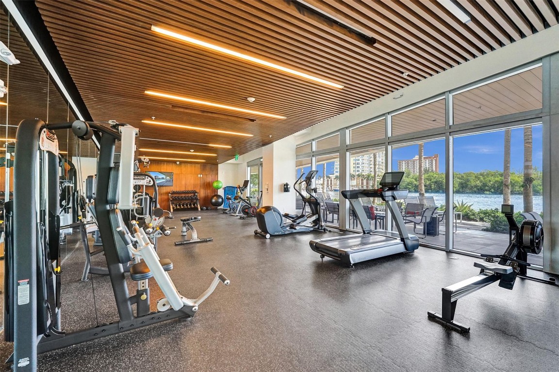 920 Intracoastal Dr 903