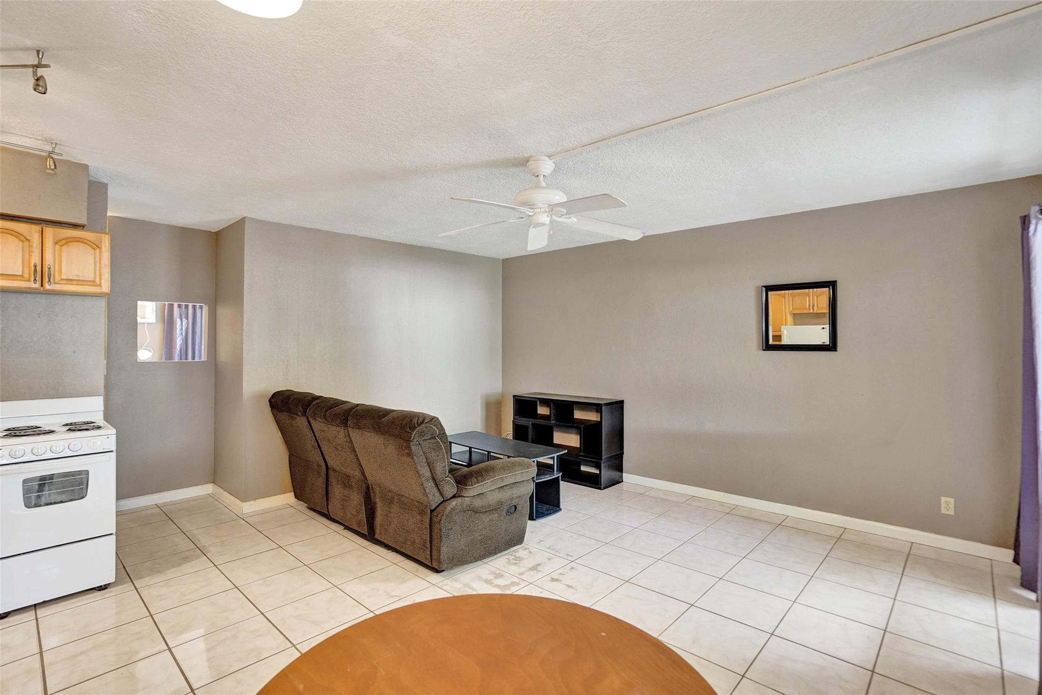 2624 NE 30th Pl 102B