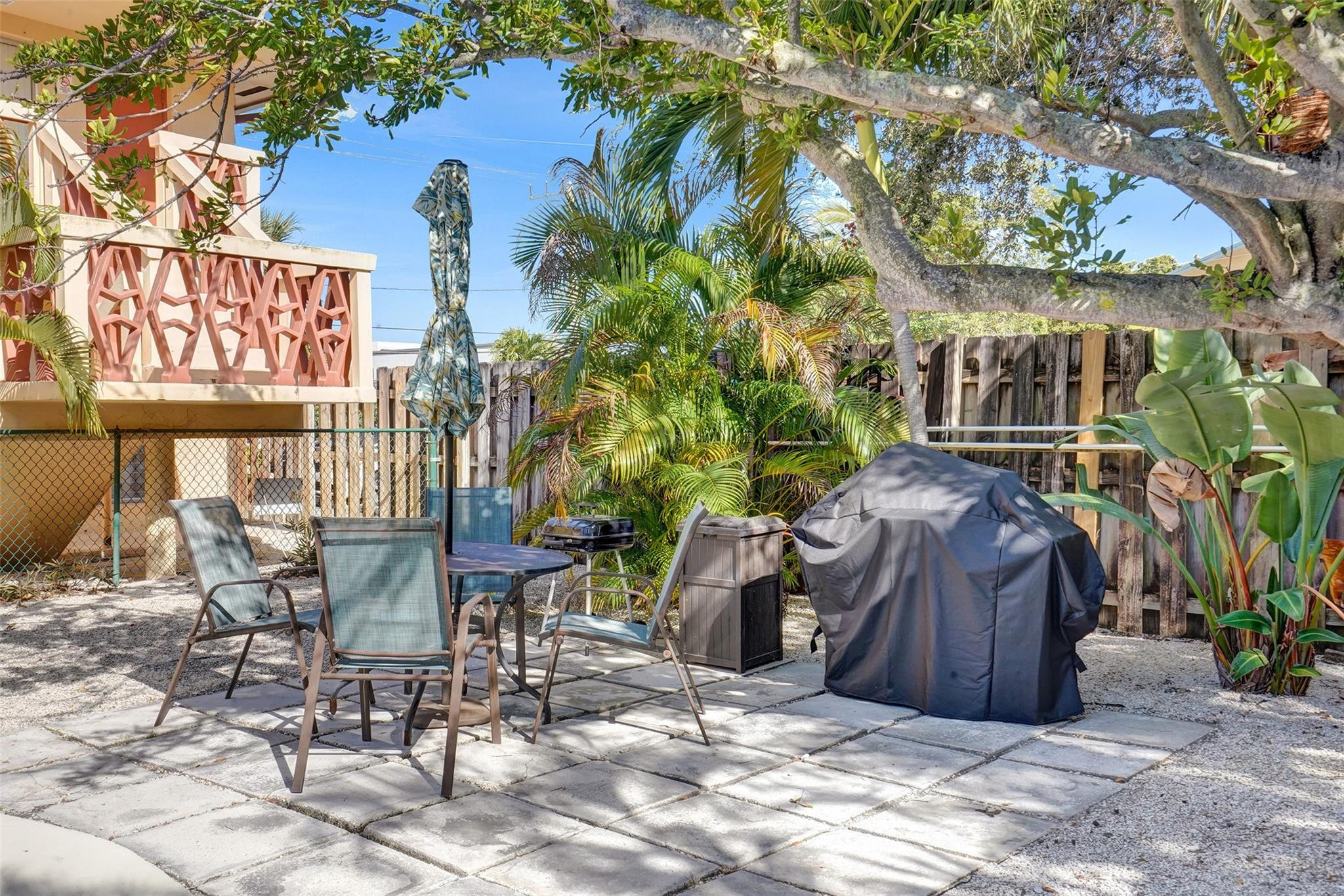 2624 NE 30th Pl 102B