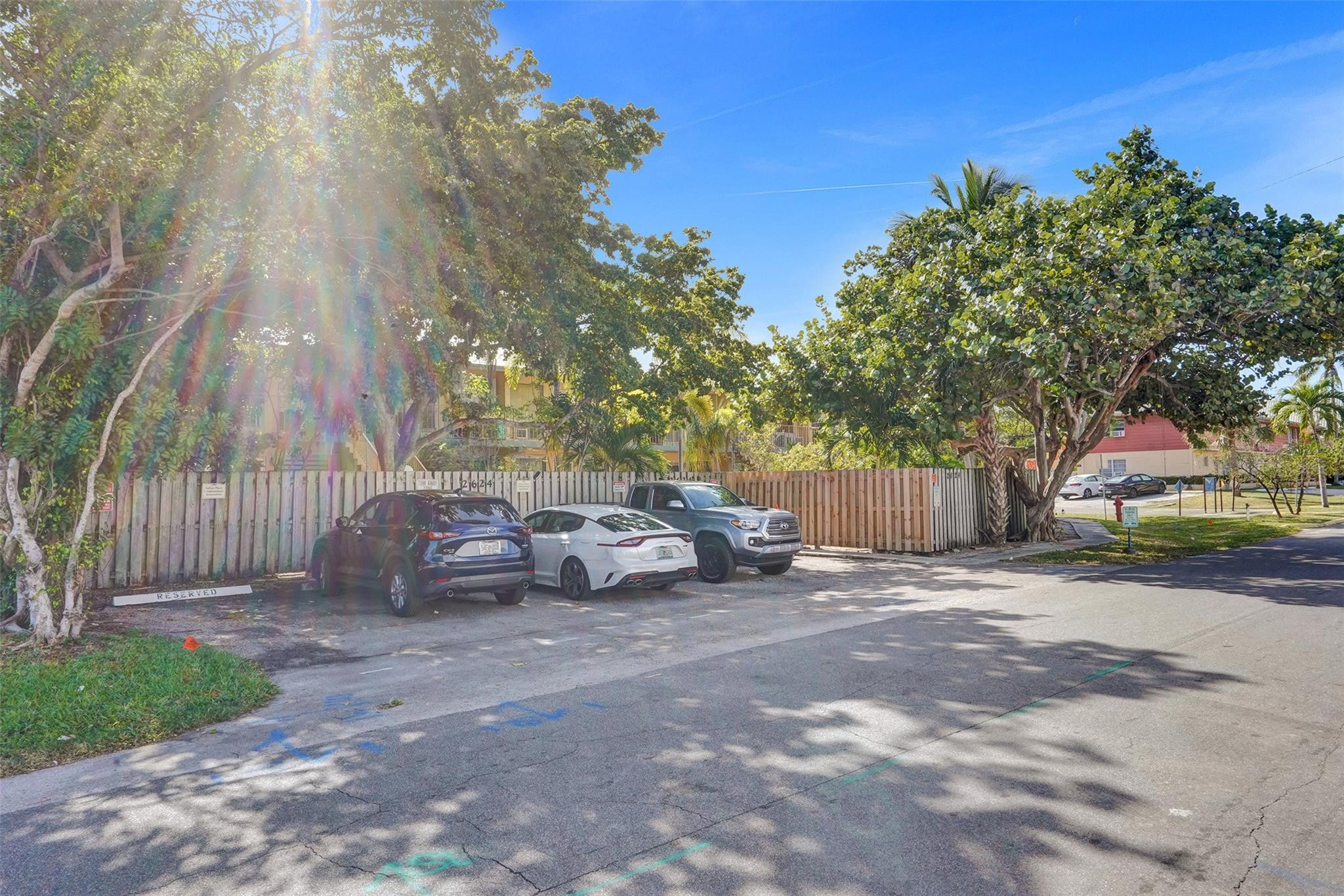 2624 NE 30th Pl 102B