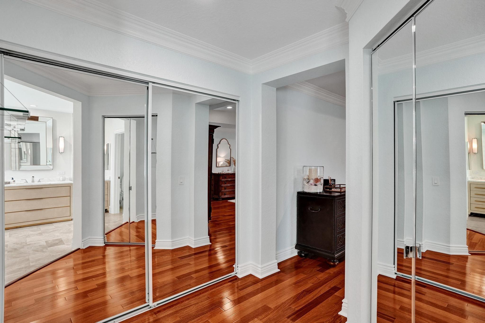 1649 Victoria Pointe Cir